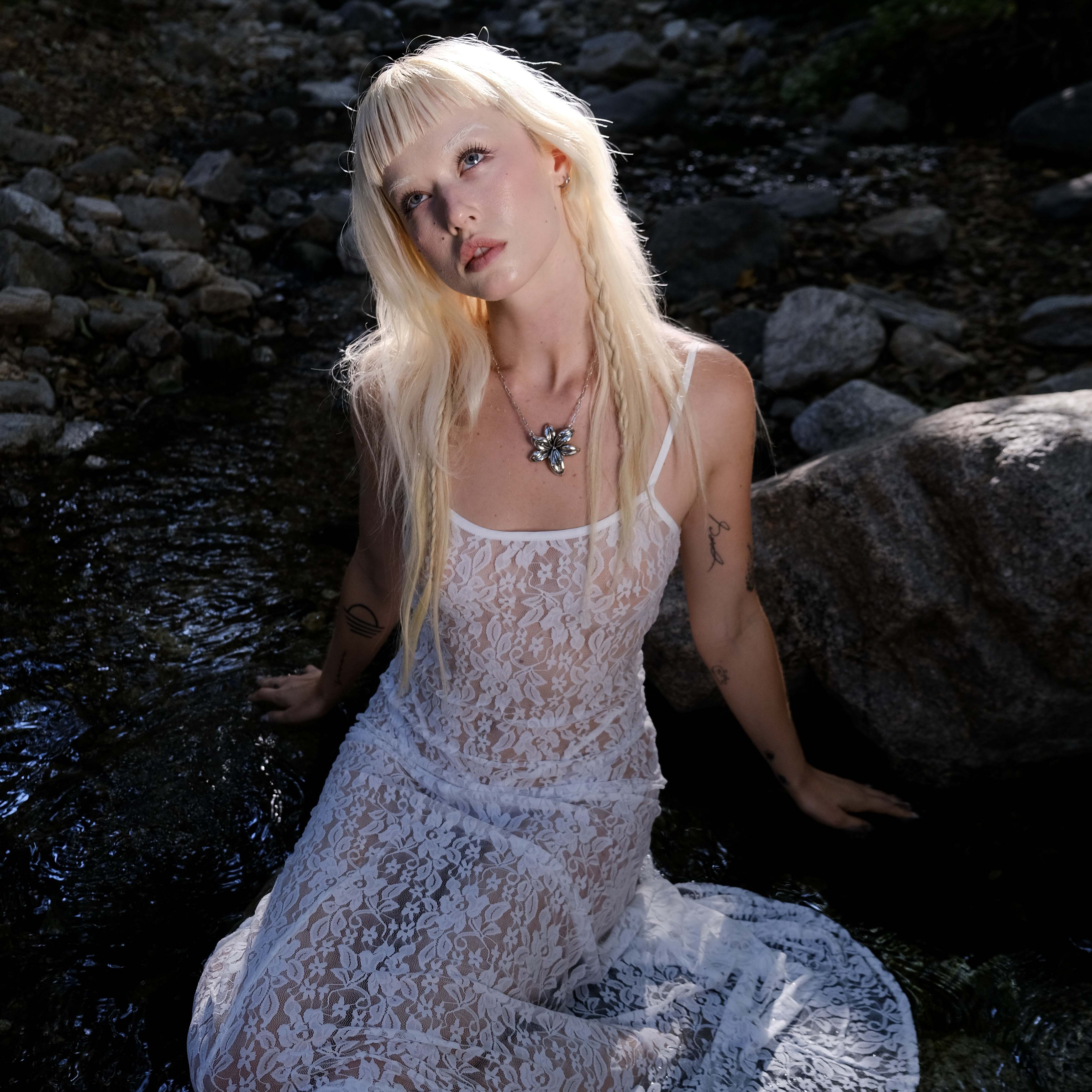 Lily Necklace - Image 3
