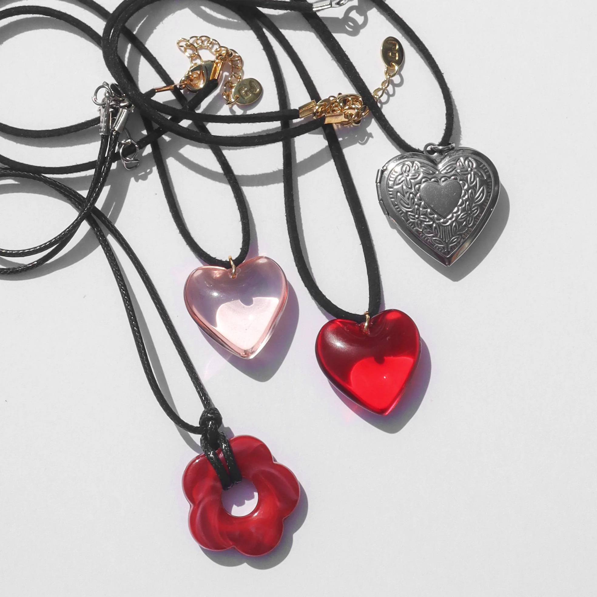 Mimi Glass Heart Necklace in Red - Image 5