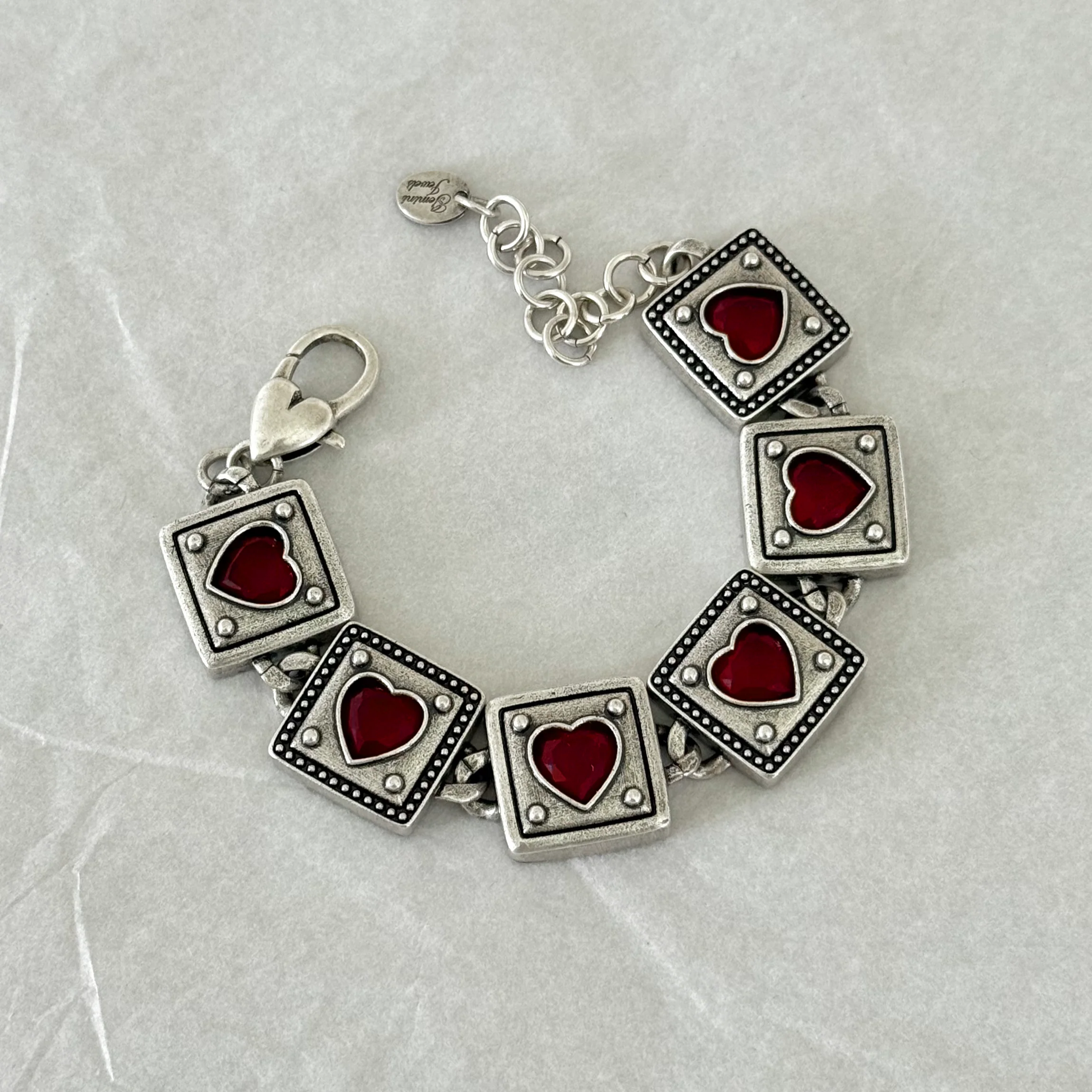 Queen of Hearts Bracelet - Image 4