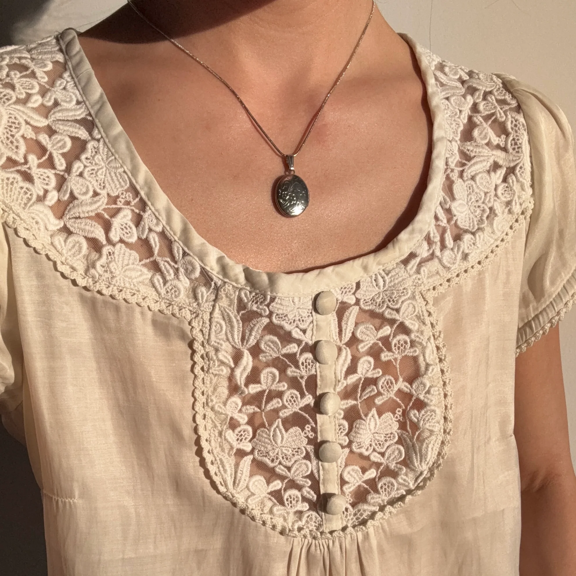 [Vintage Drop 16] Flower Field Necklace - Image 2