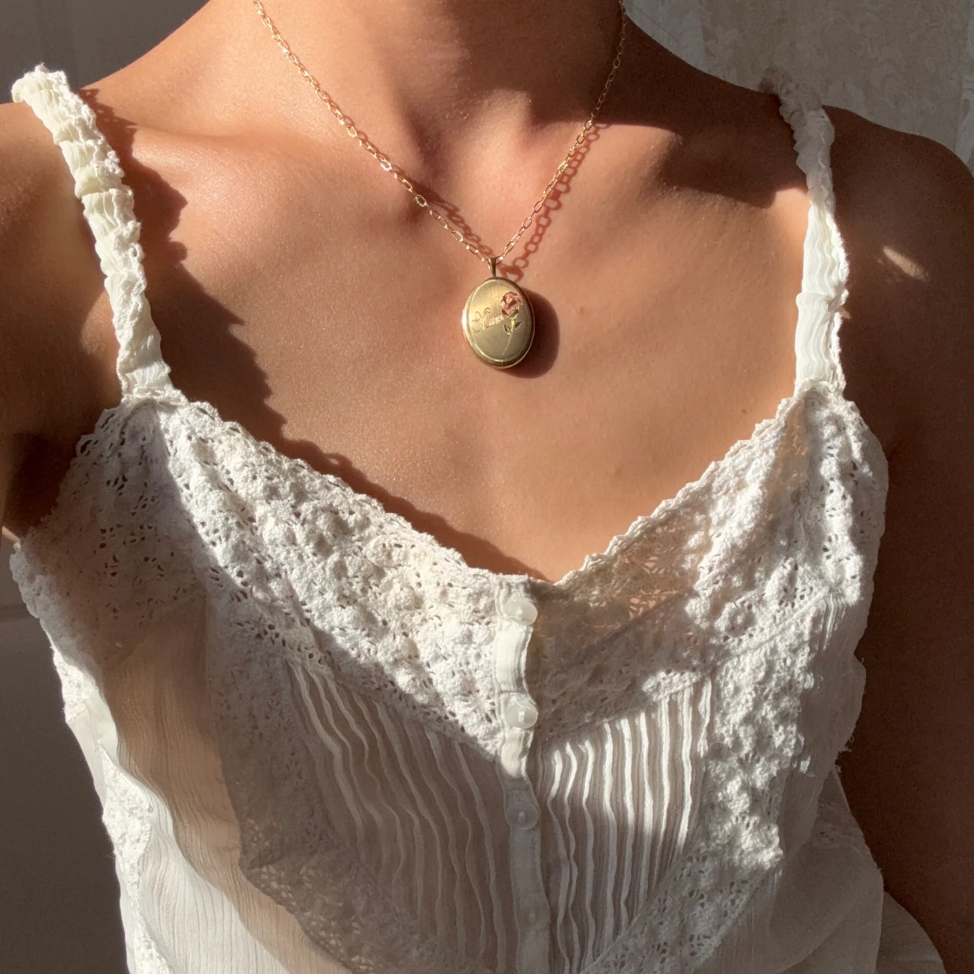 [Vintage Locket Drop] A Mother's Love Necklace - Image 2