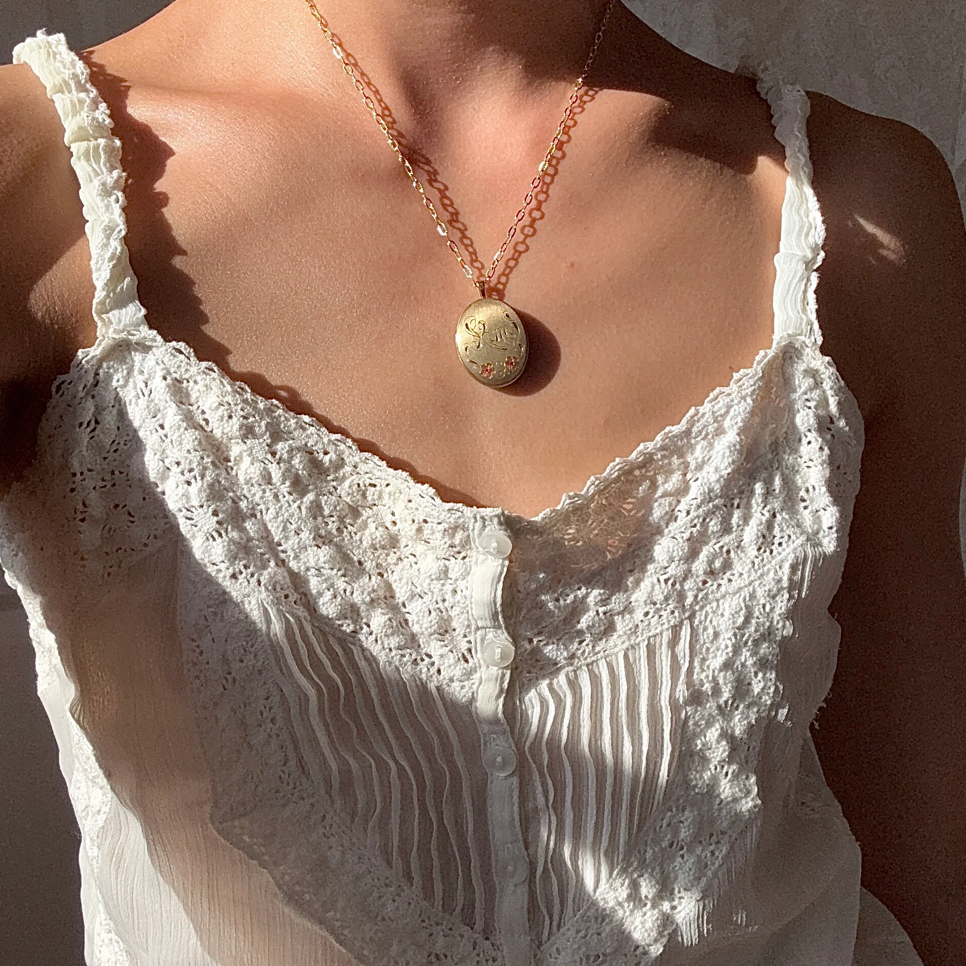 [Vintage Locket Drop] Mum Necklace - Image 2