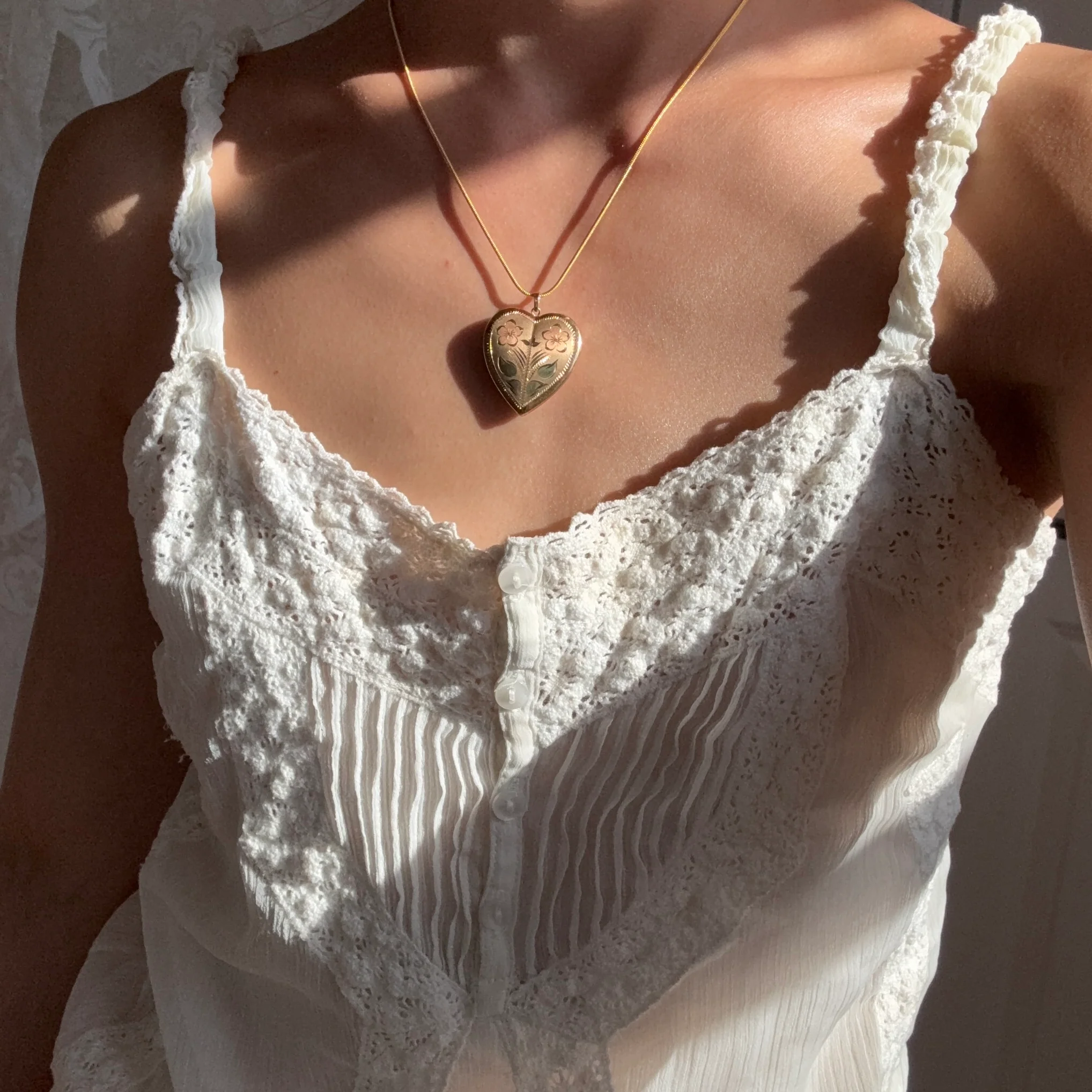 [Vintage Locket Drop] Twin Flames Necklace - Image 2