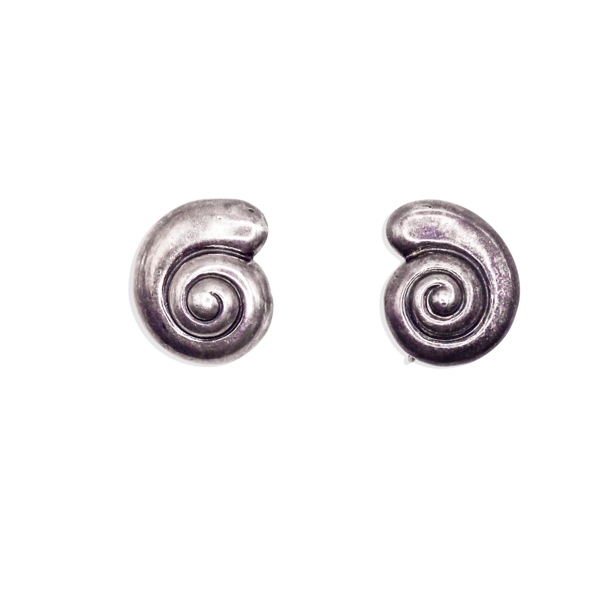 [Vintage Shell Drop] Black Shell Earrings