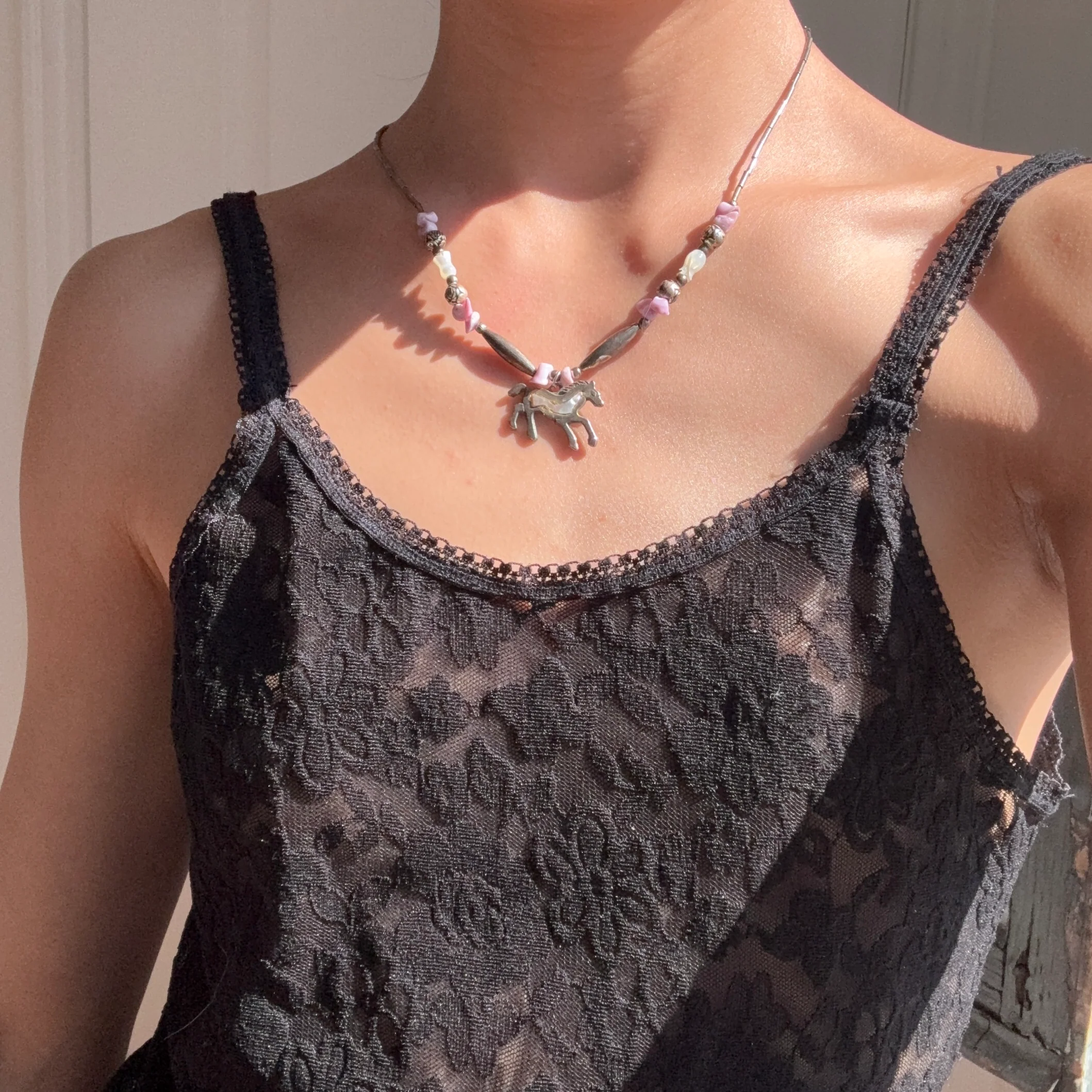 [Vintage Shell Drop] Horse Necklace - Image 2