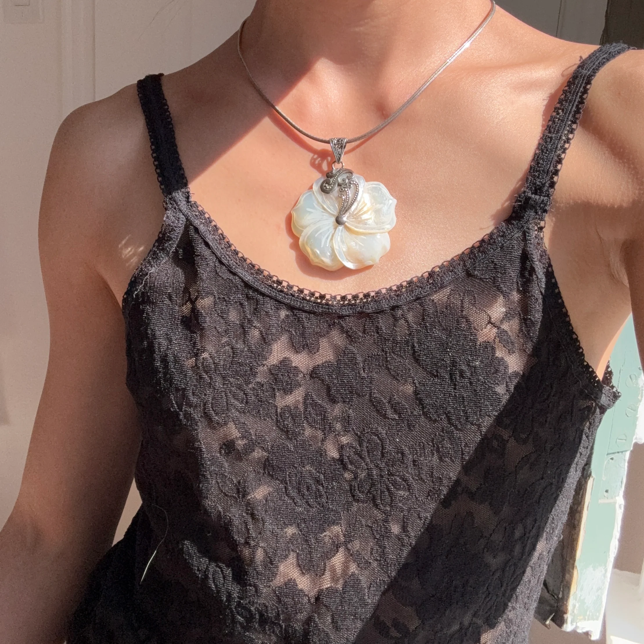 [Vintage Shell Drop] Mother Necklace - Image 2