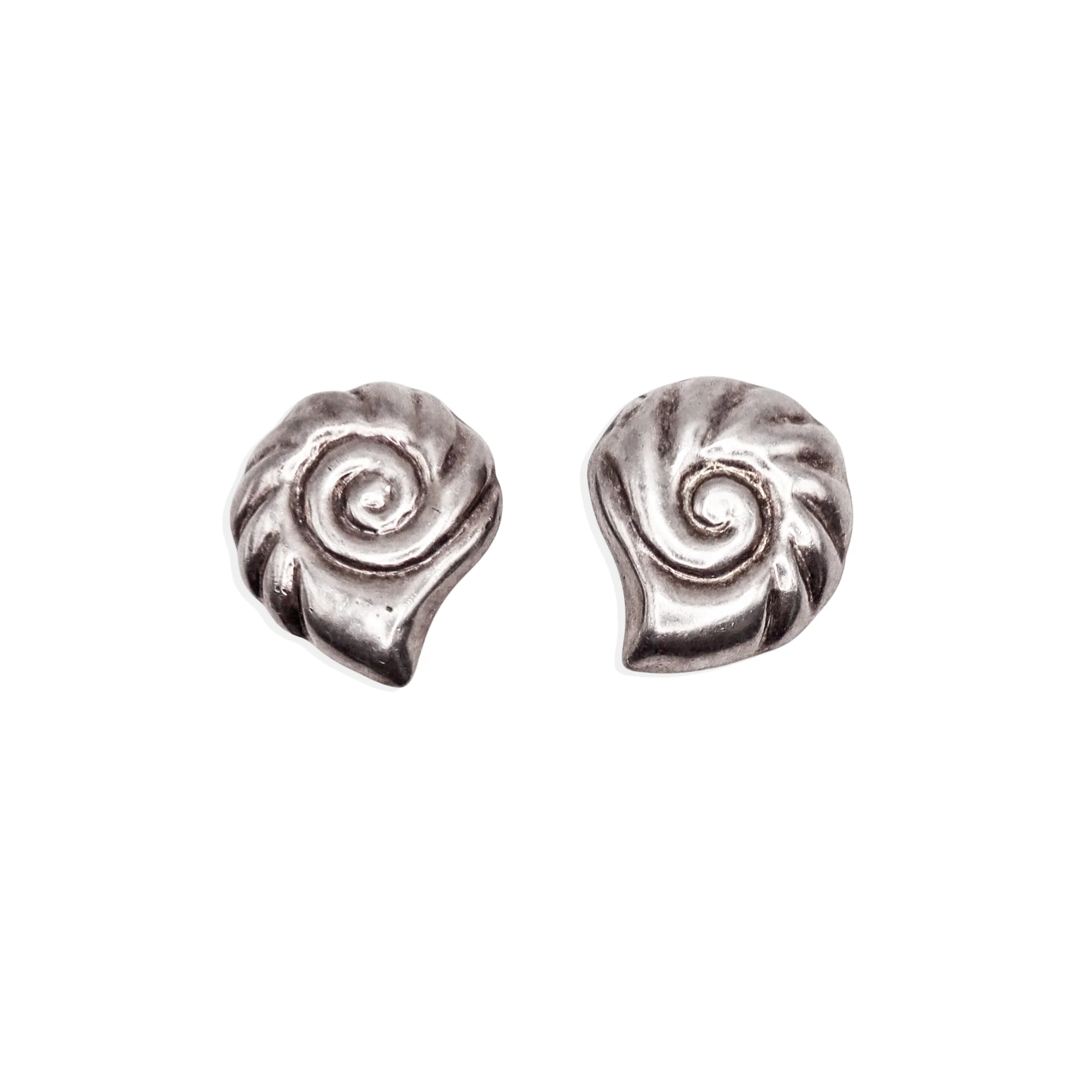 [Vintage Shell Drop] Nautilus Earrings