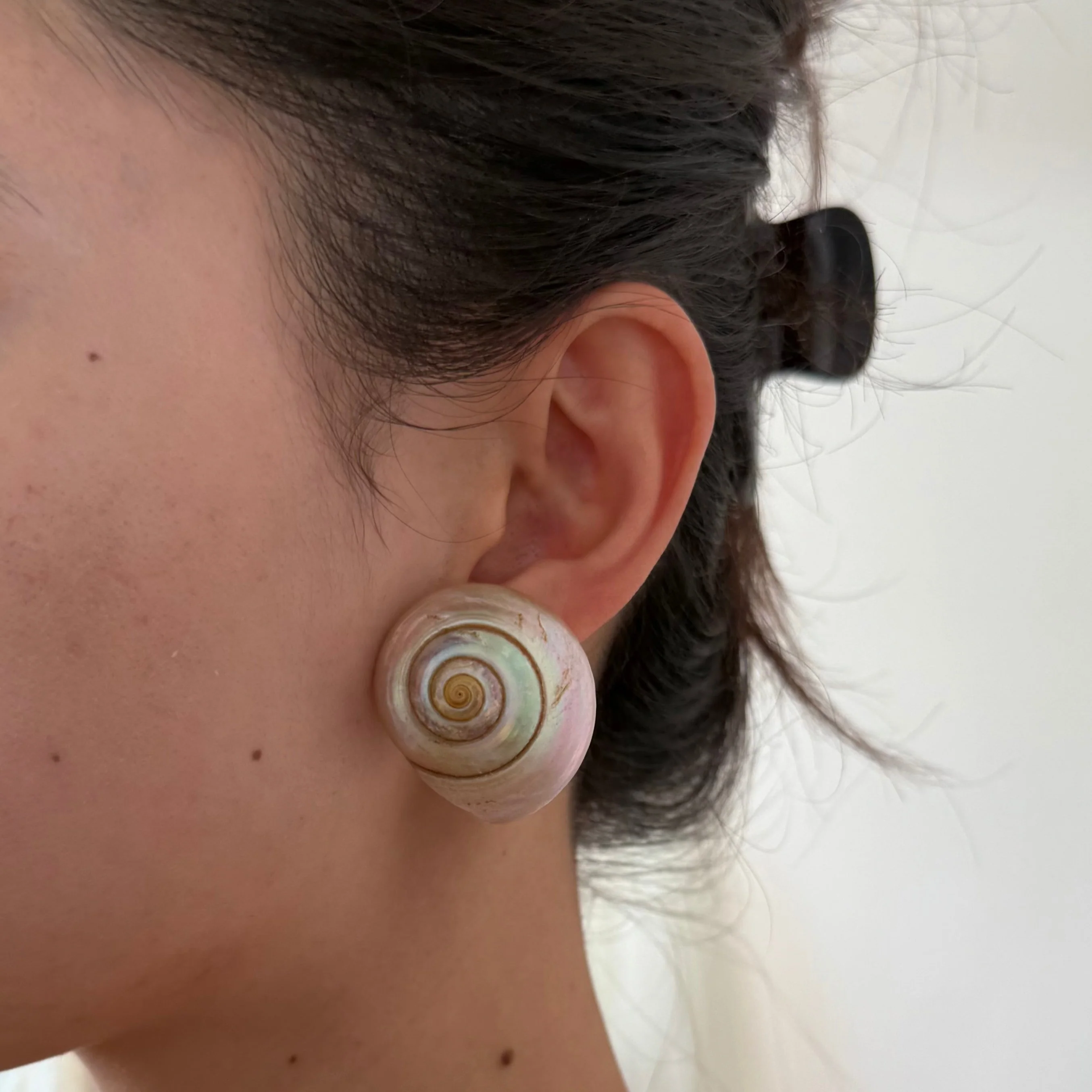 [Vintage Shell Drop] Nereid Earrings - Image 2