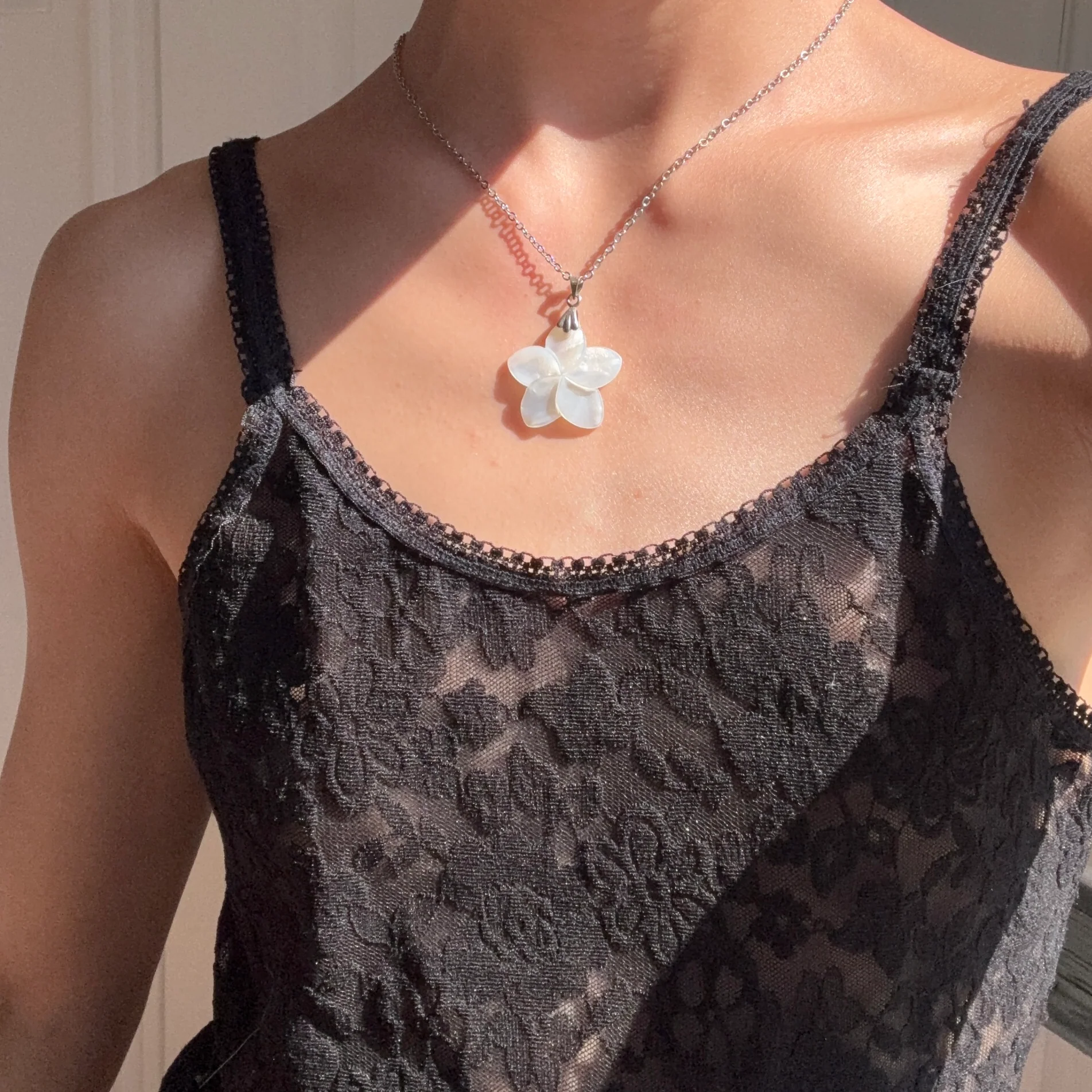 [Vintage Shell Drop] Puka Necklace - Image 3