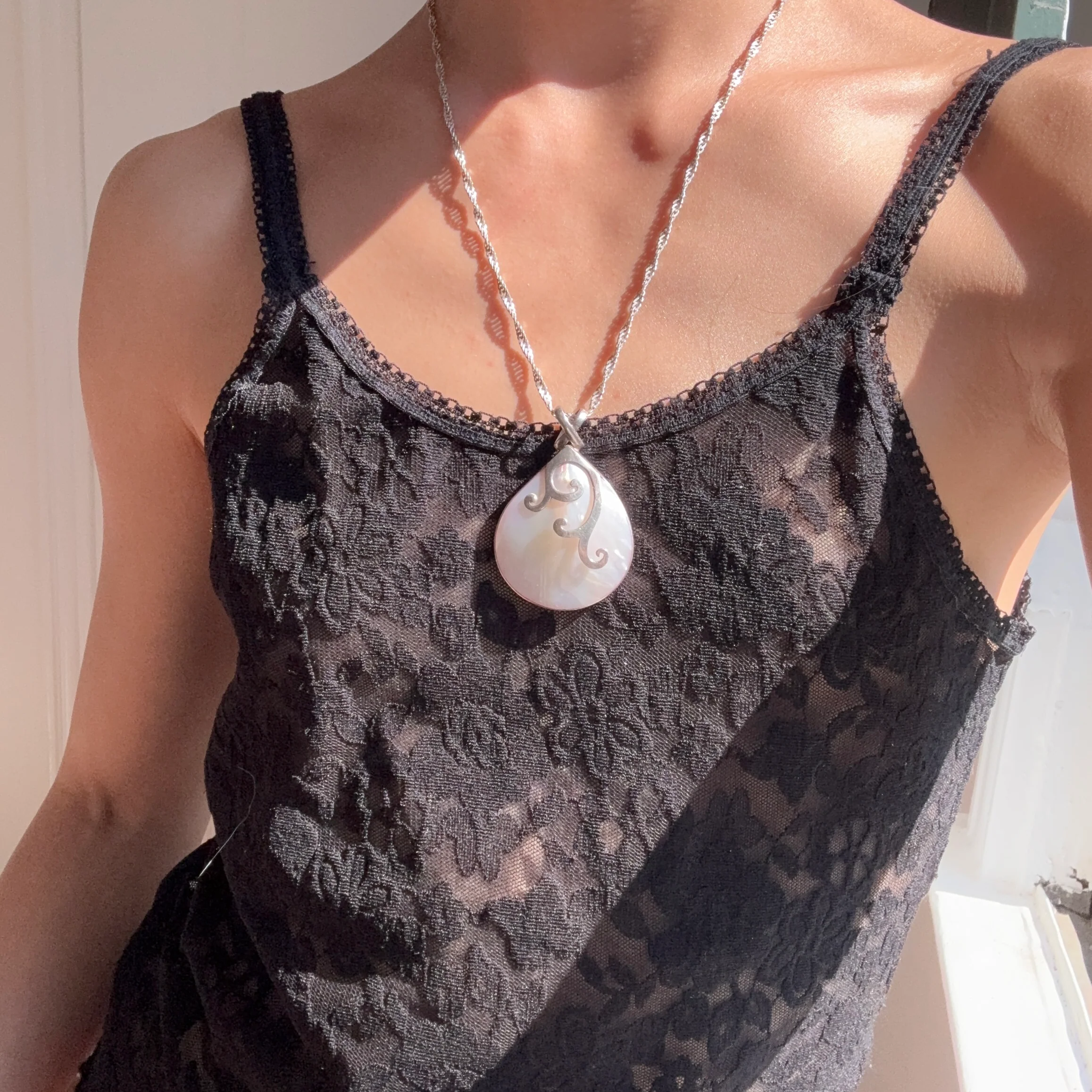 [Vintage Shell Drop] Sea Maiden Necklace - Image 3